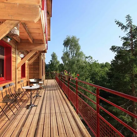 Chalet Nature Ressourcement 15 pers 4 étoiles VOSGES-GERARDMER Сasa de vacaciones *